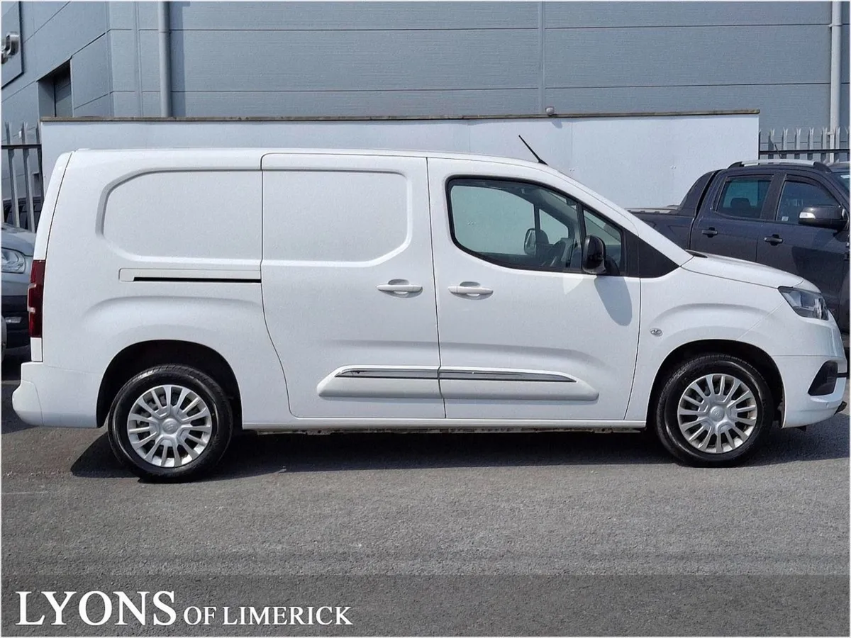 Toyota Proace Proace City 1.5 GX LWB 4dr-price Qu - Image 4