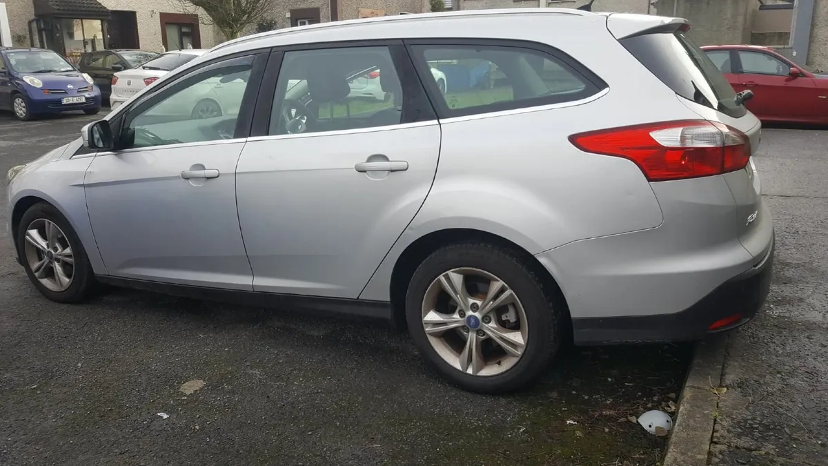 Ford Focus 2013 - Image 4