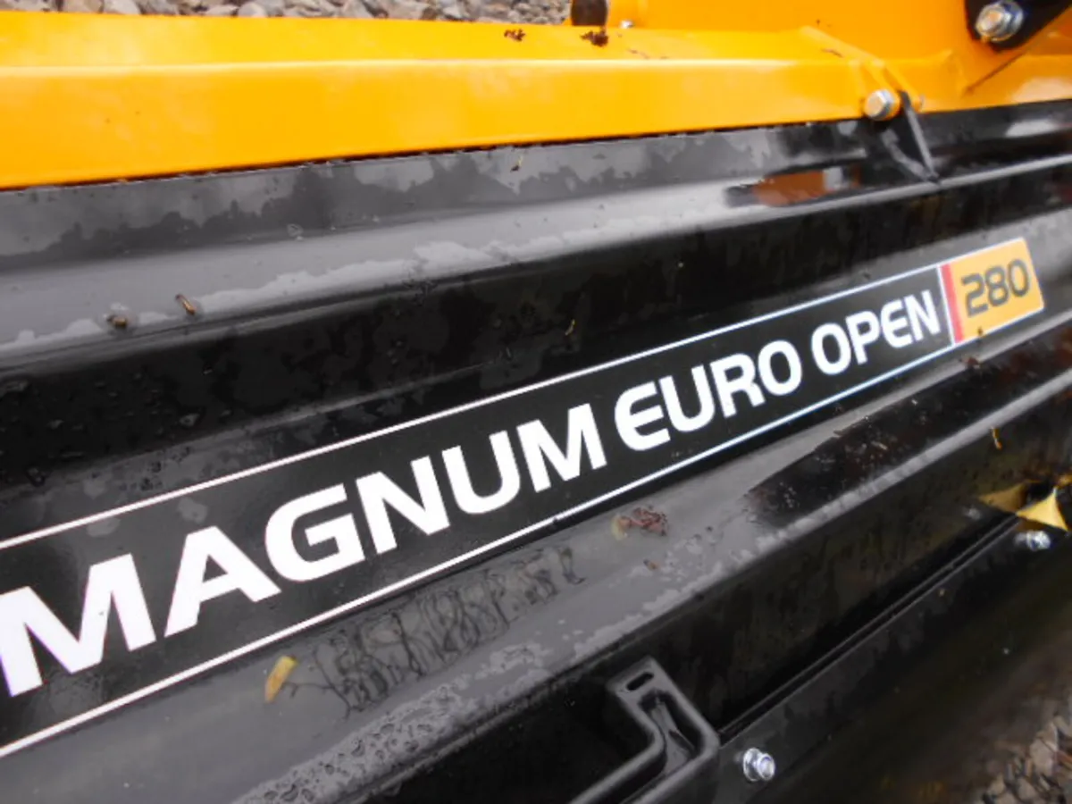 MCCONNEL MAGNUM EURO OPEN 280 - Image 2