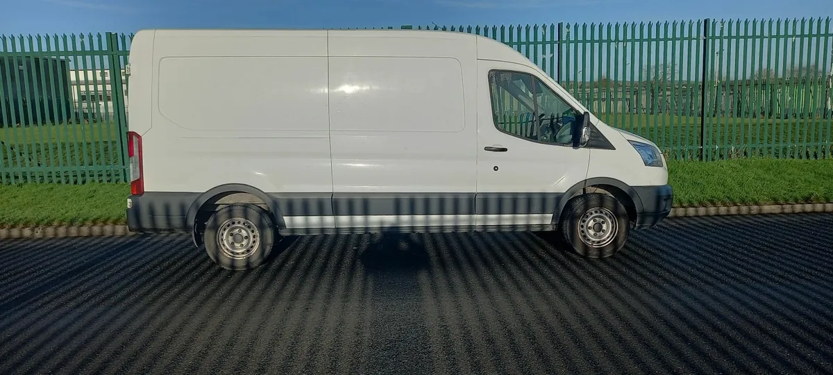 Ford Transit 2014 - Image 2