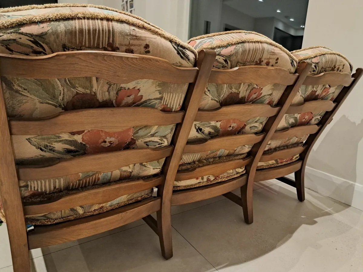 Ercol couch - Image 2