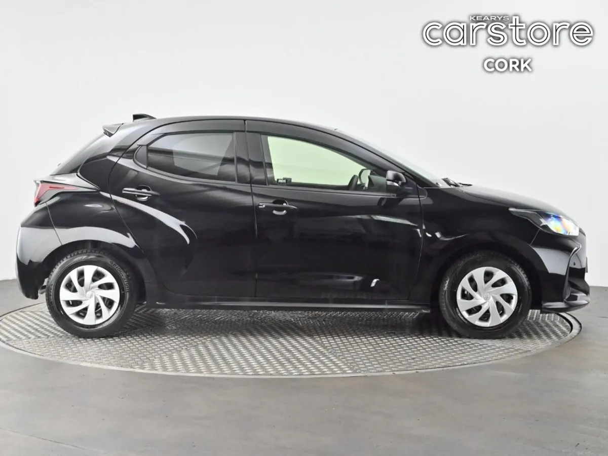 Toyota Yaris 1.0 Auto - Image 2