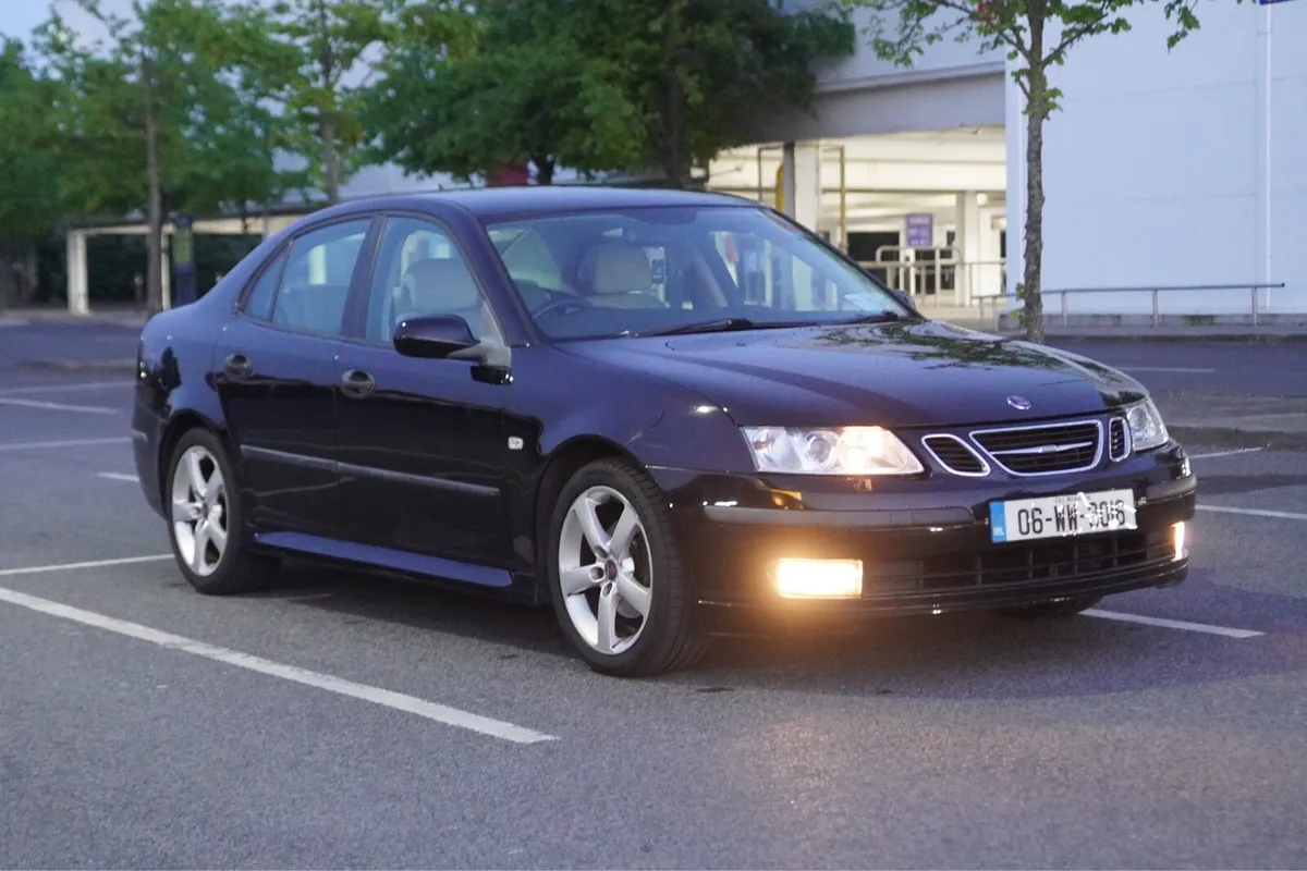 Saab 93 - Image 1