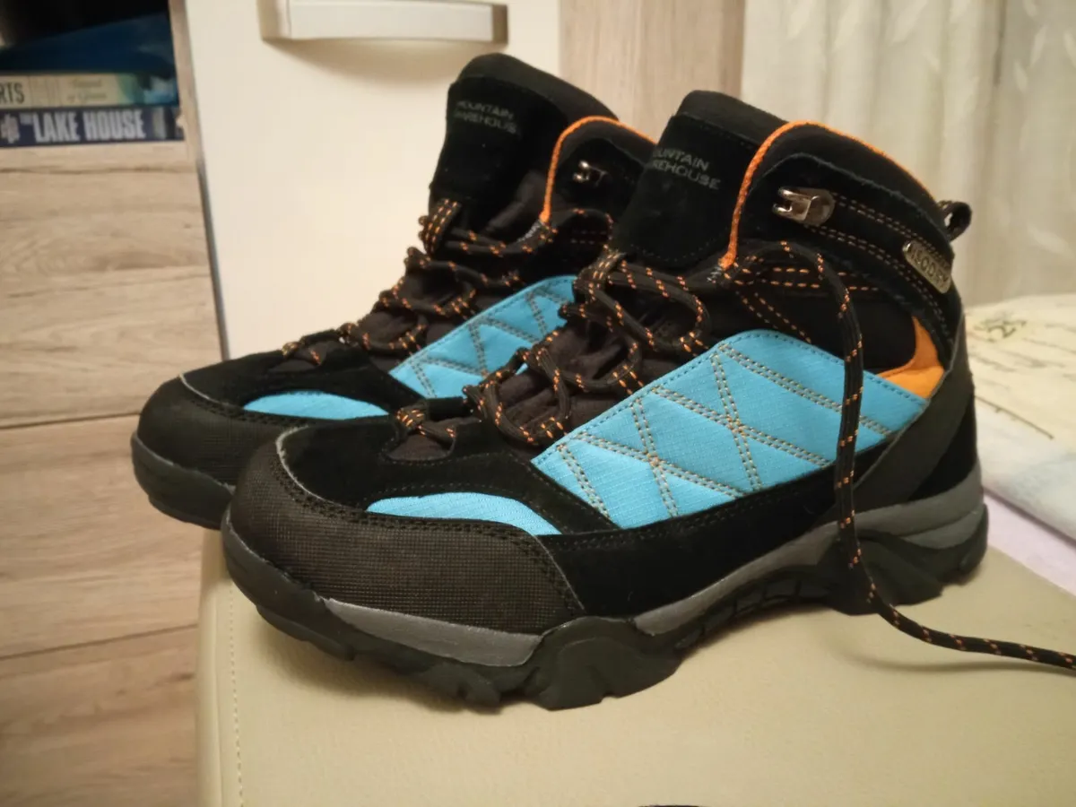 Hiking Boots - Image 3