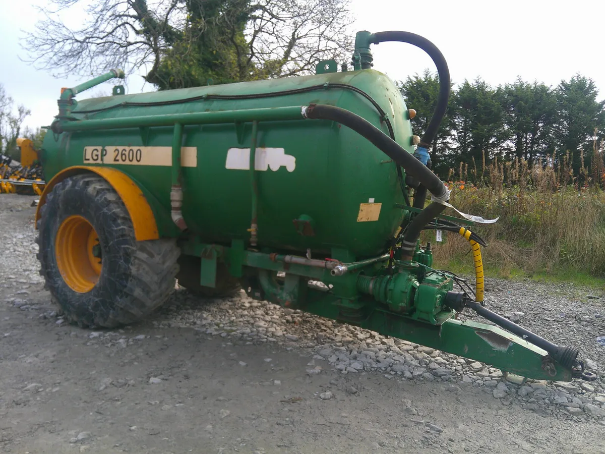 MAJOR 2600 & RAIN GUN - Image 1