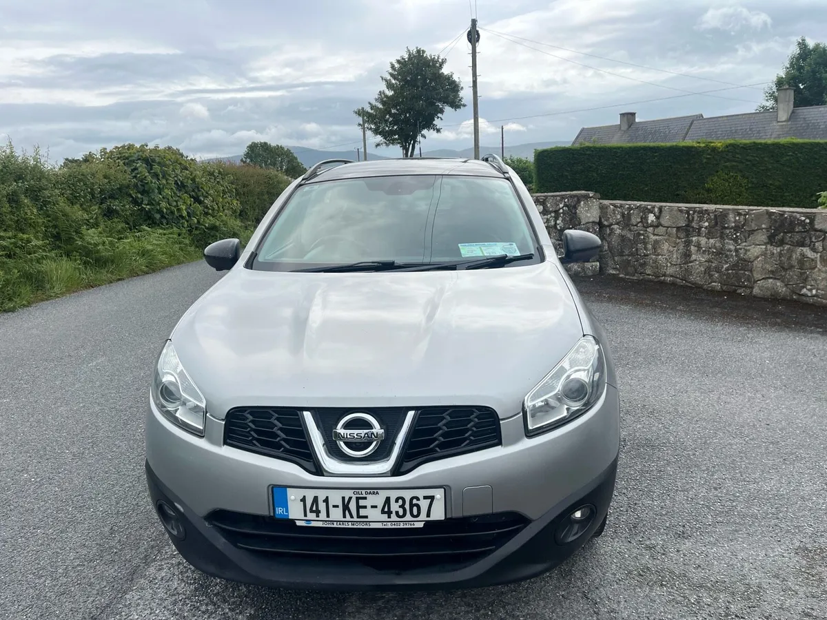 2014 Nissan Qashqai +2  7 seater - Image 2