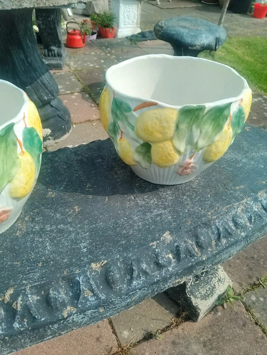 2 matching ceramic vases - Image 3