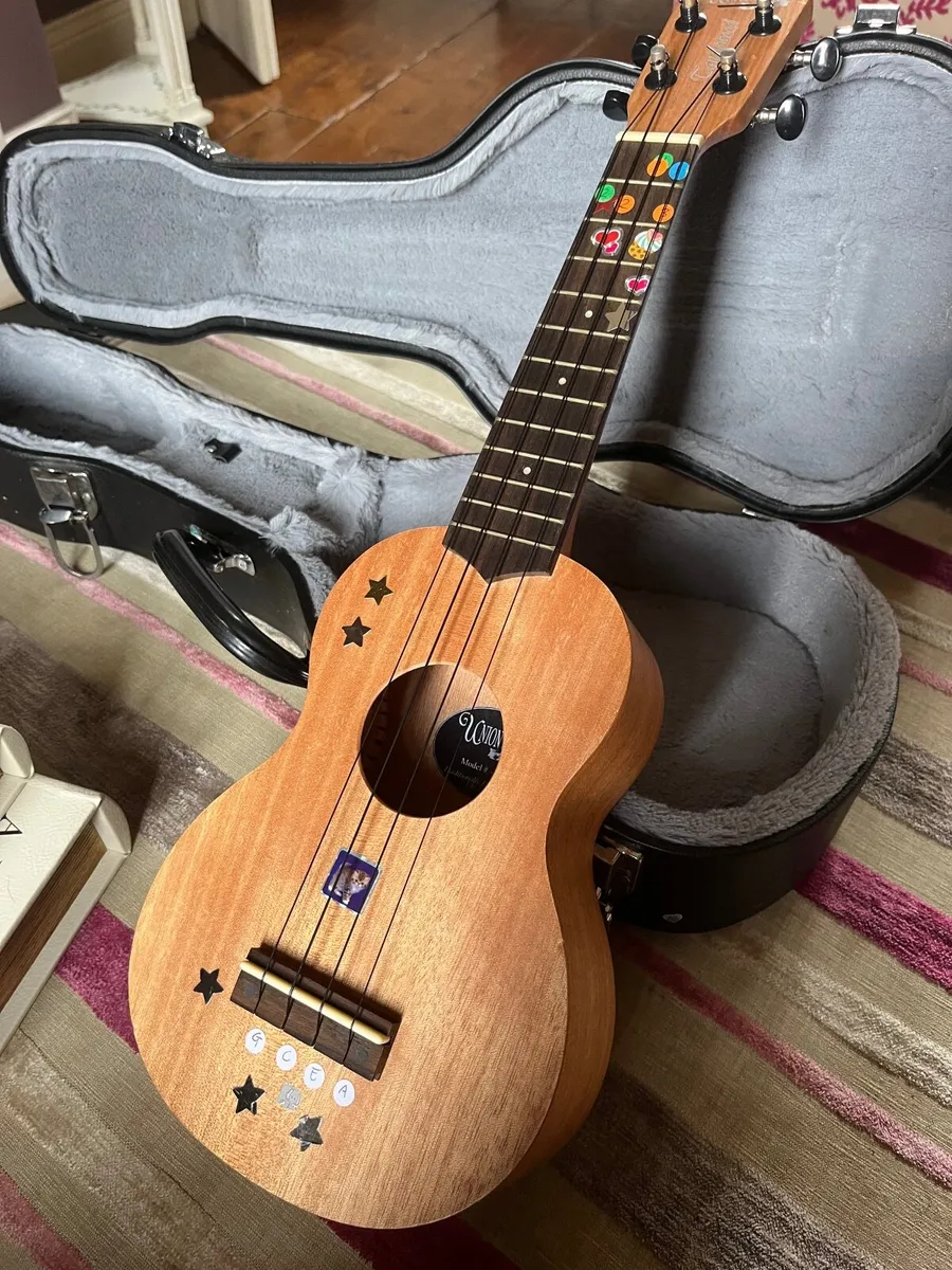 Union Series Ukulele & Case - Image 1