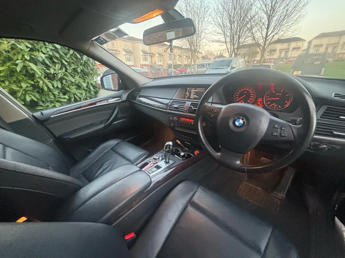 BMW x5 - Image 4