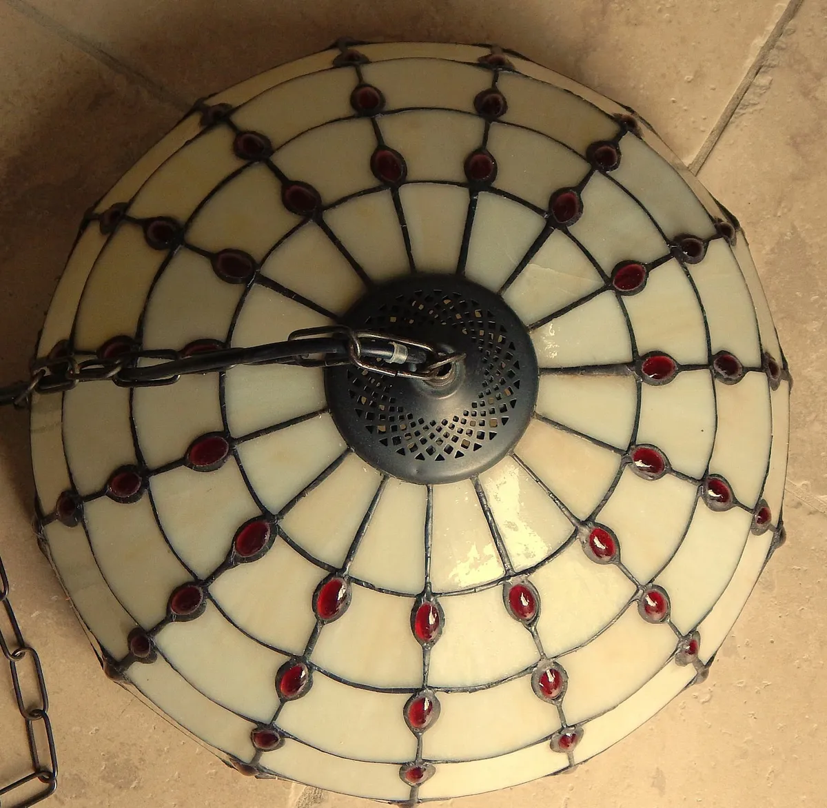 Large Tiffany Style Pendant Light with Metal Chain - Image 3