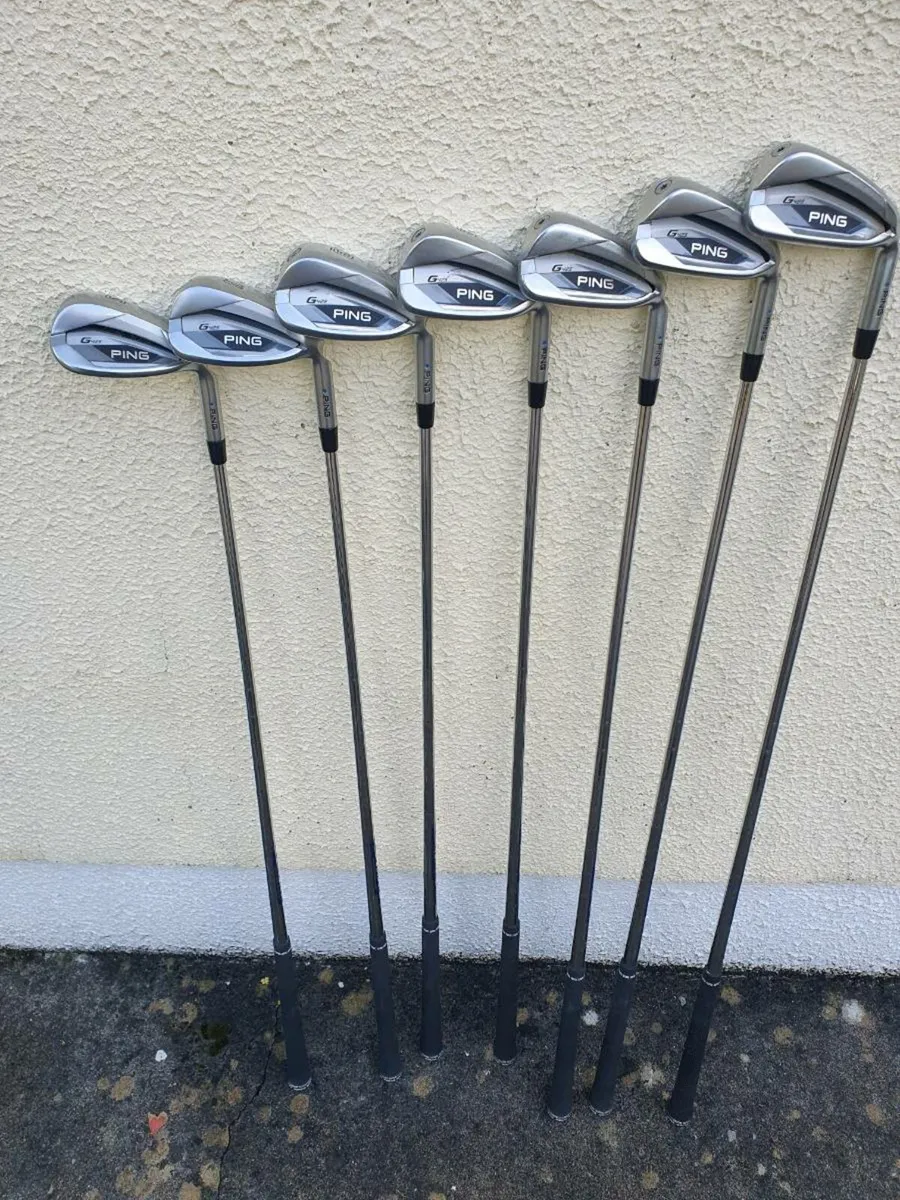 PING G425 BLUE DOT IRONS - Image 2