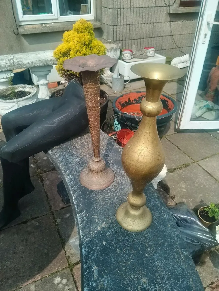 2  brass vases - Image 1