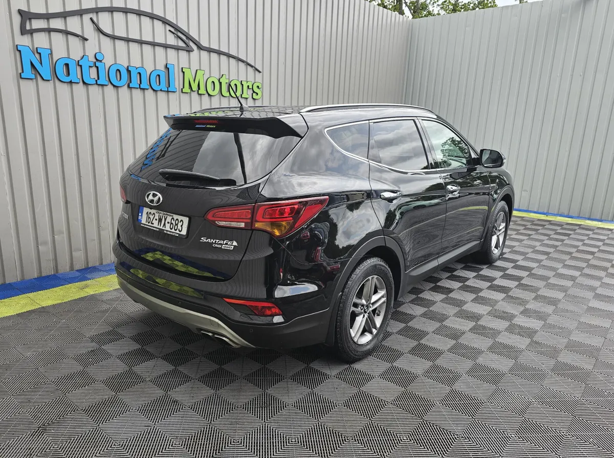 2016 Hyundai Santa Fe 2.2 CRDi 4WD Executive - Image 3