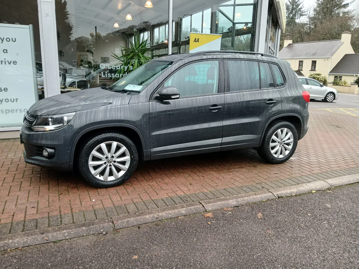 2015 Tiguan 2.0 TDi 110Bhp Life and Leisure. - Image 2