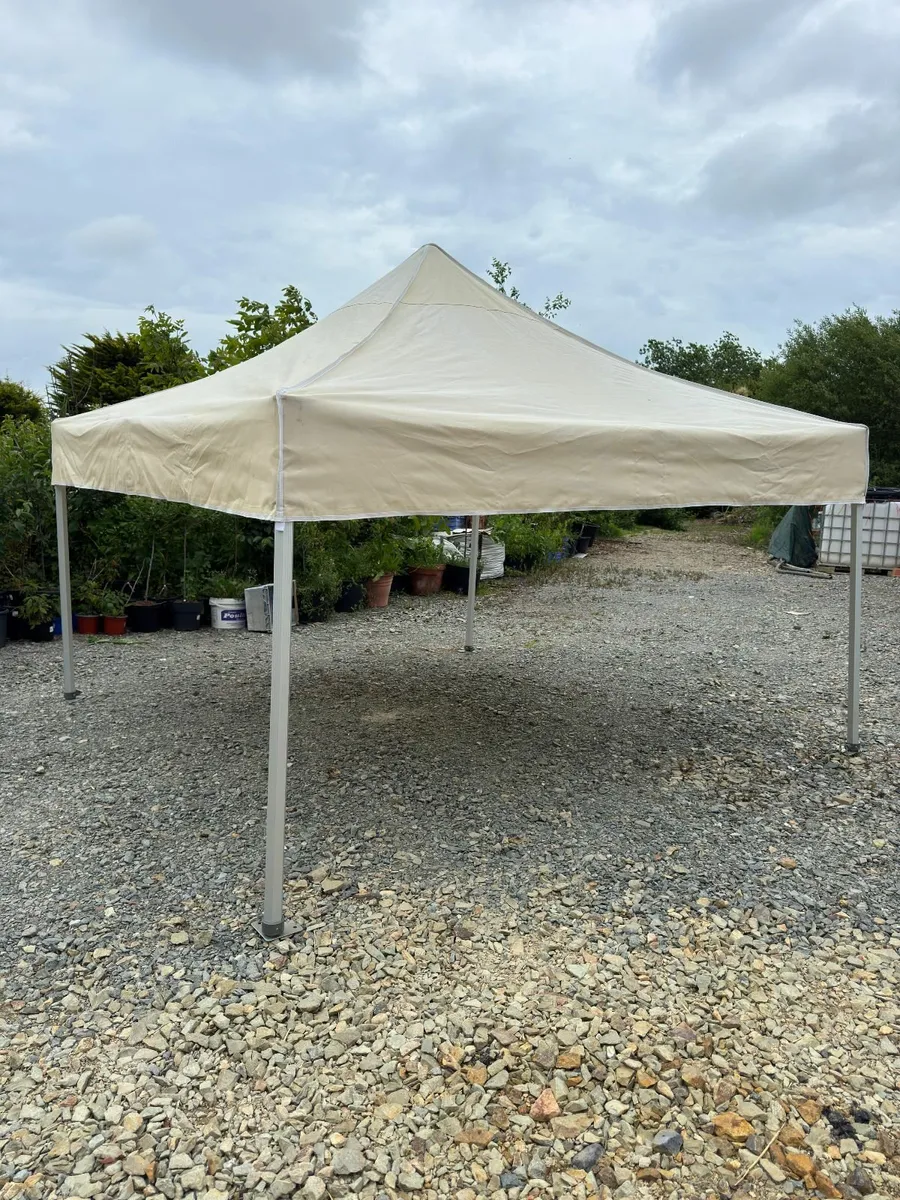 3x3m aluminium gazebo - Image 2