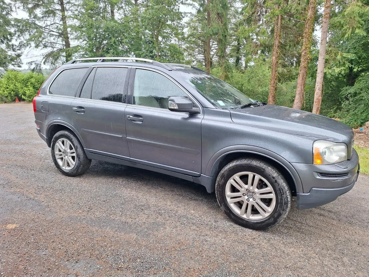 Volvo XC90 - Image 2