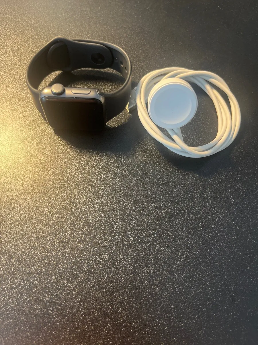 Apple Watch Series 3 - Image 4