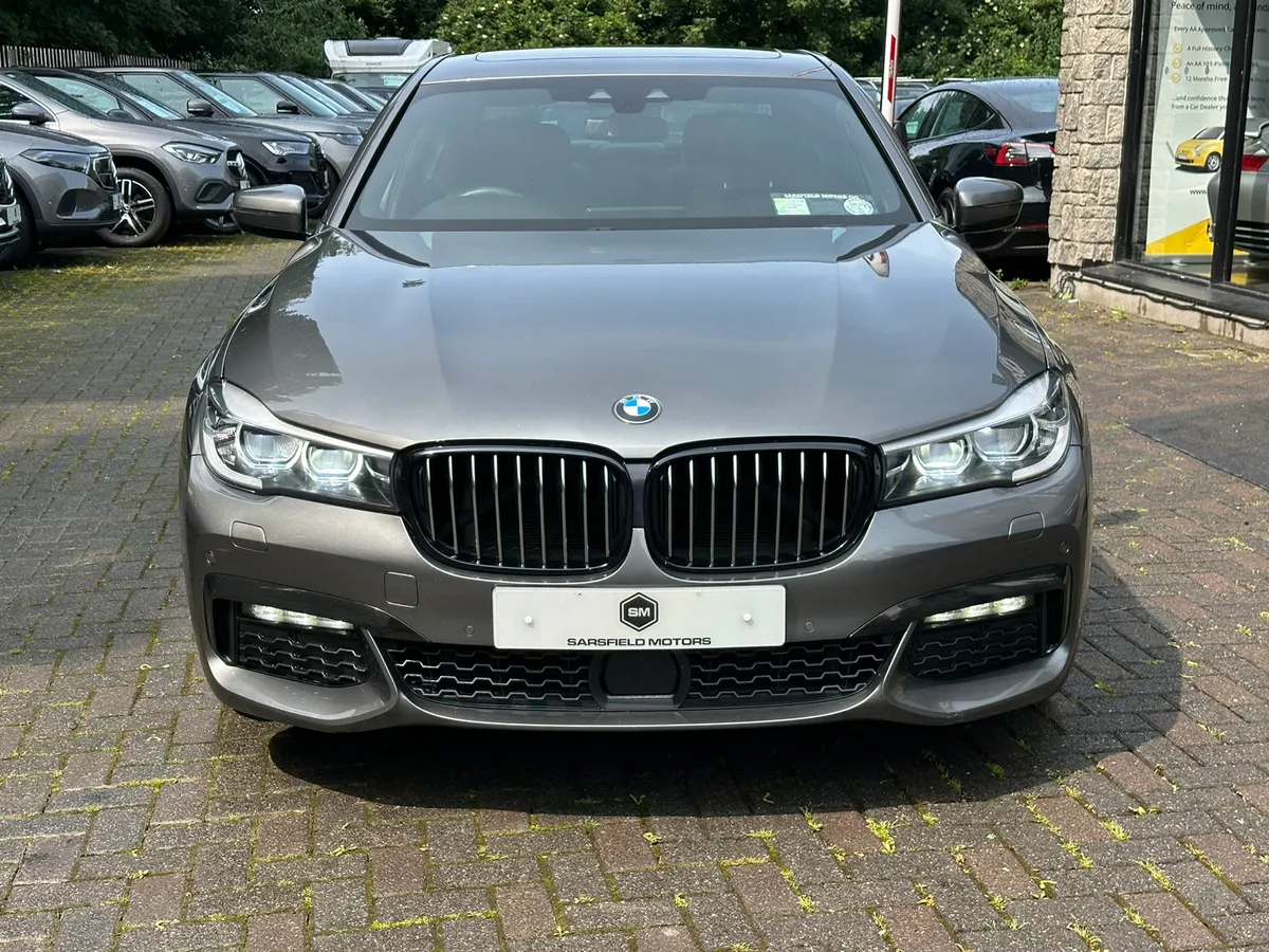 2018 BMW 740E M-SPORT AUTO.HUGE SPEC. - Image 3