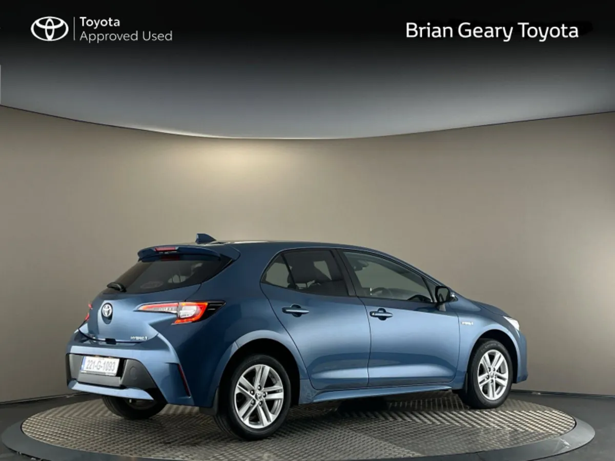Toyota Corolla HYBRID LUNA H/B - Image 2