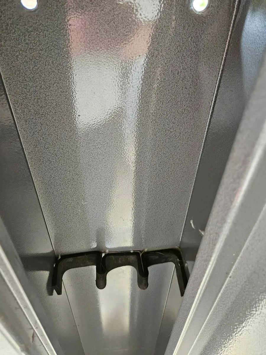 Gun cabinet safe - Image 3