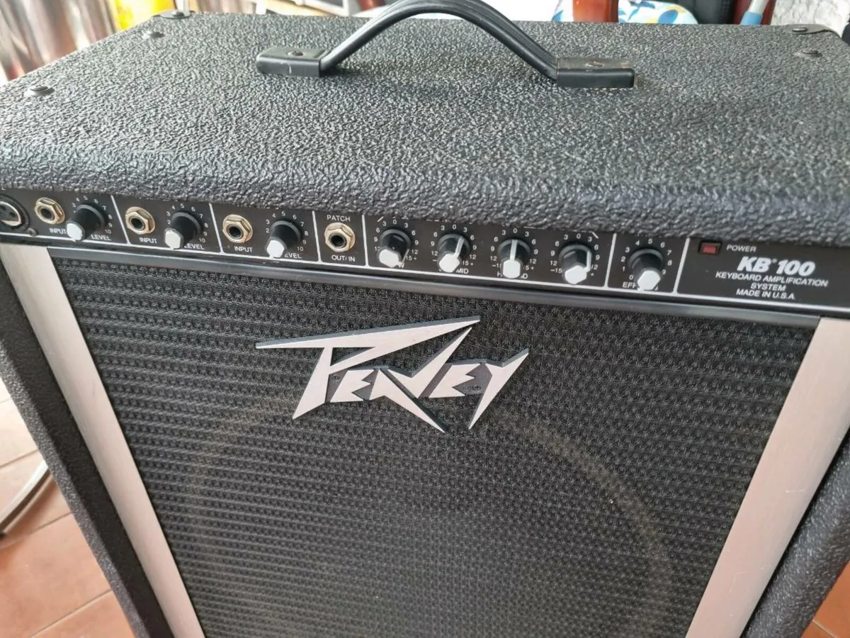 Peavey amp - Image 2