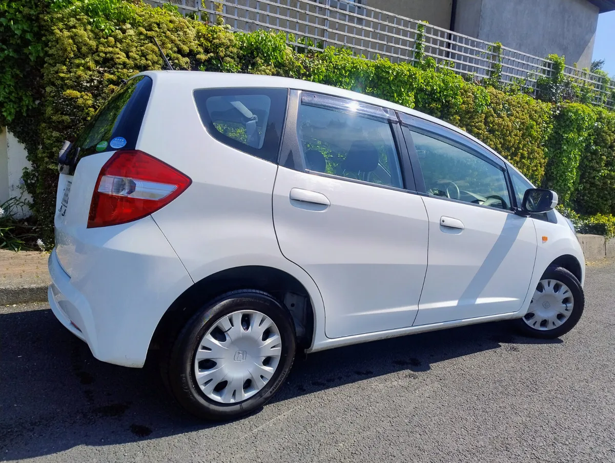 MINT AUTOMATIC HONDA FIT~TAX & BRAND NEW NCT=€6950 - Image 4