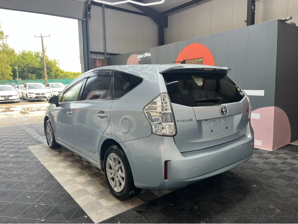 Toyota Prius PRIUS ALPHA 7 SEATER / 85k KMs / REVE - Image 4