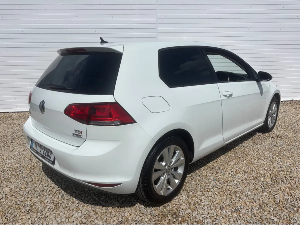 Volkswagen Golf TRENDLINE 1.6 TDI MANUAL 5SPEED 11 - Image 2