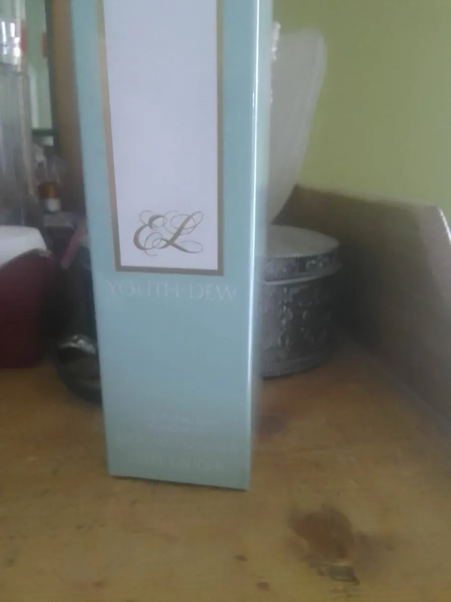 ESTEE LAUDER YOUTH DEW EDP 67ml NEW - Image 2