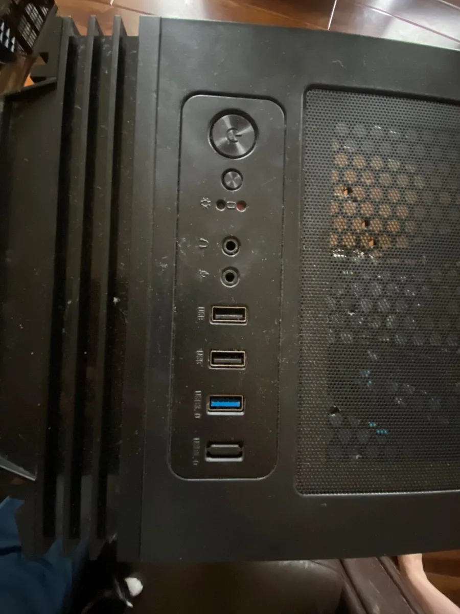 Gaming pc with Wii f i i usb stick included - Image 3