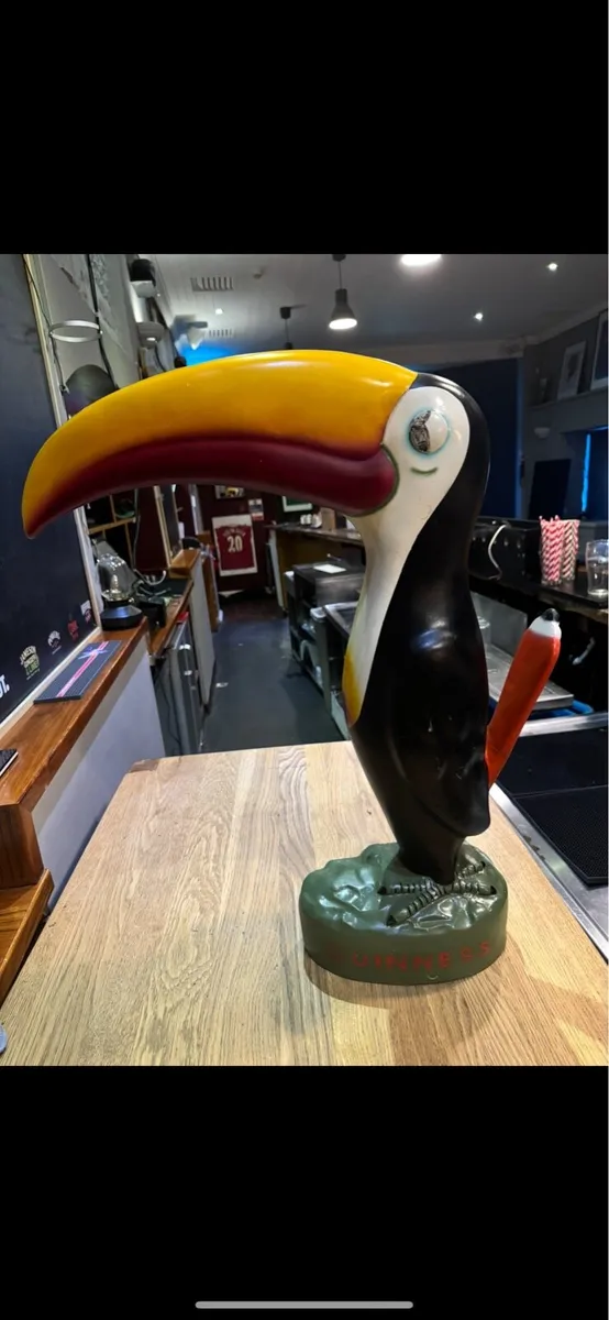 Guinness Toucan/ Smithwick’s clock - Image 2