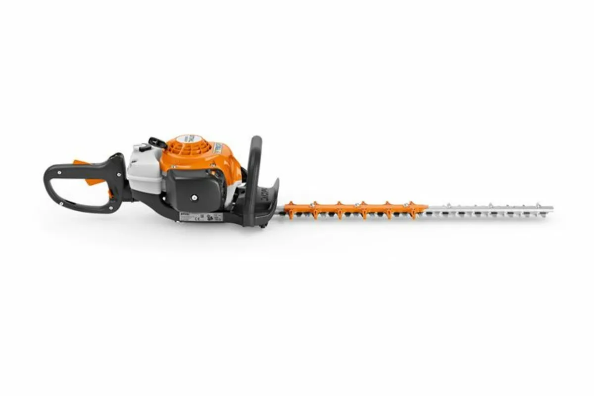 STIHL HS82 R Hedgetrimmer - Image 1