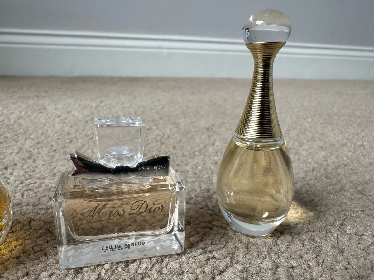 Dior Perfume Sample Set - Image 4