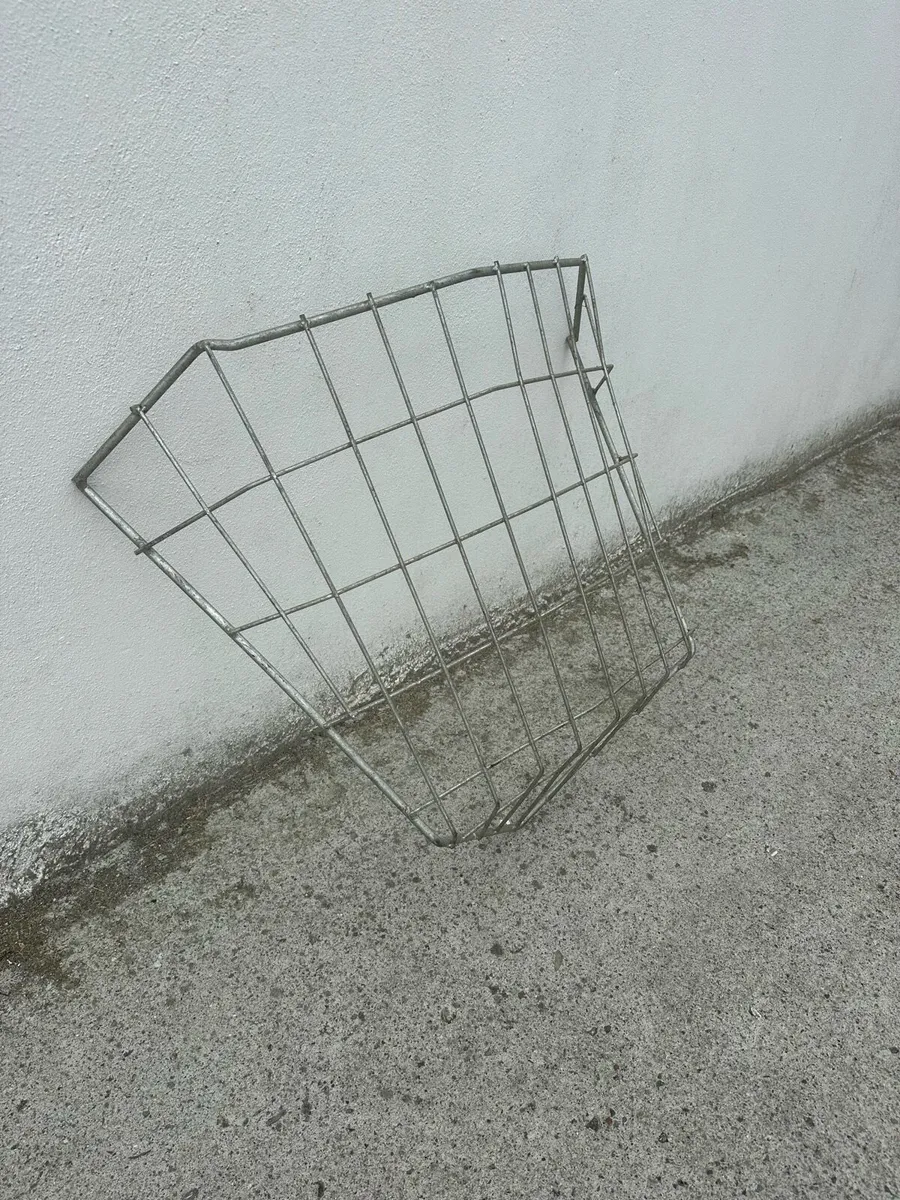 Hay rack - Image 2