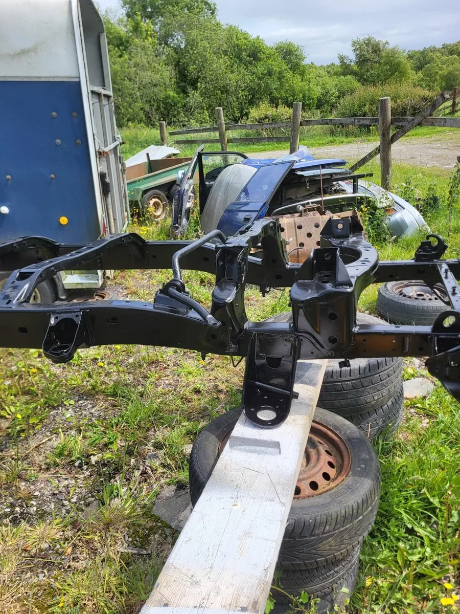 Toyota landcruiser chassis - Image 2