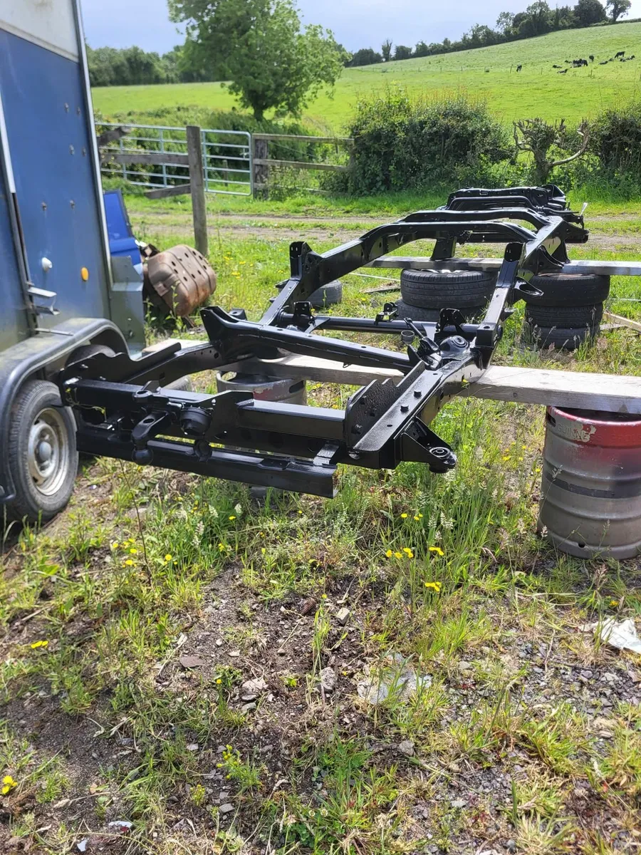 Toyota landcruiser chassis - Image 3
