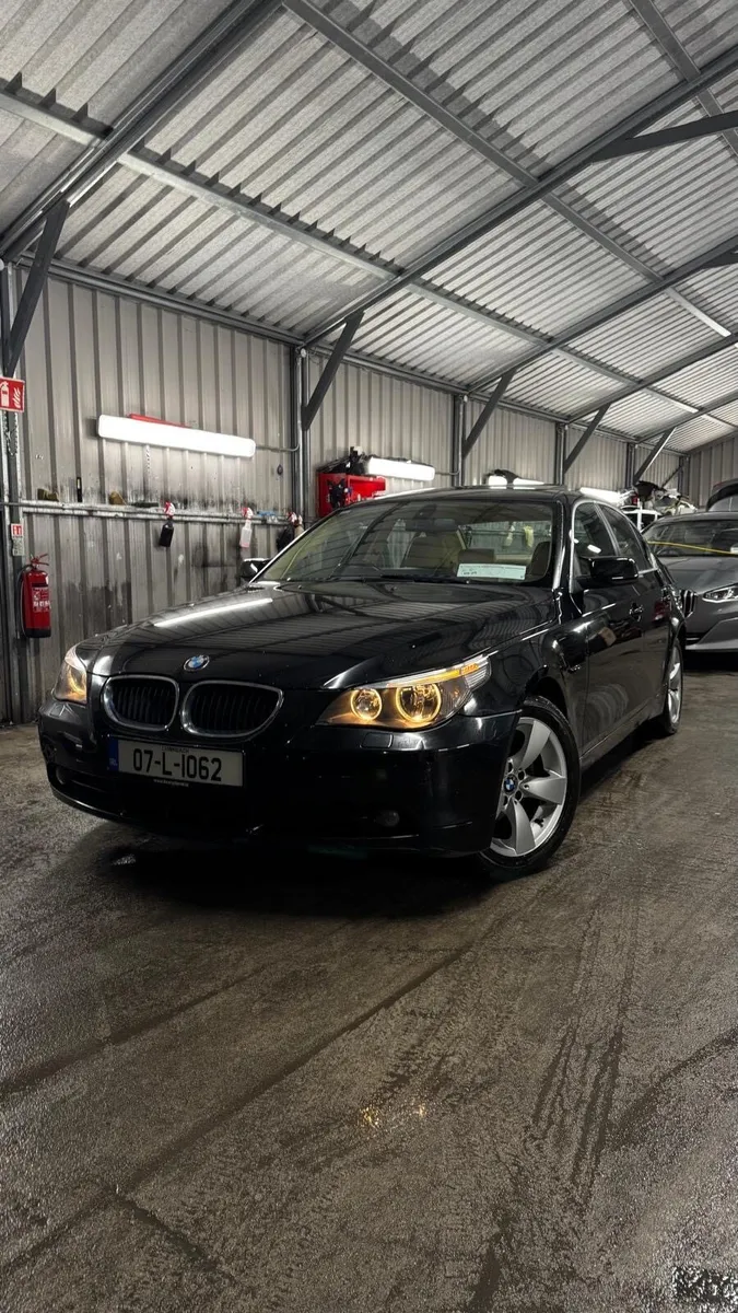 bmw 520d - Image 1