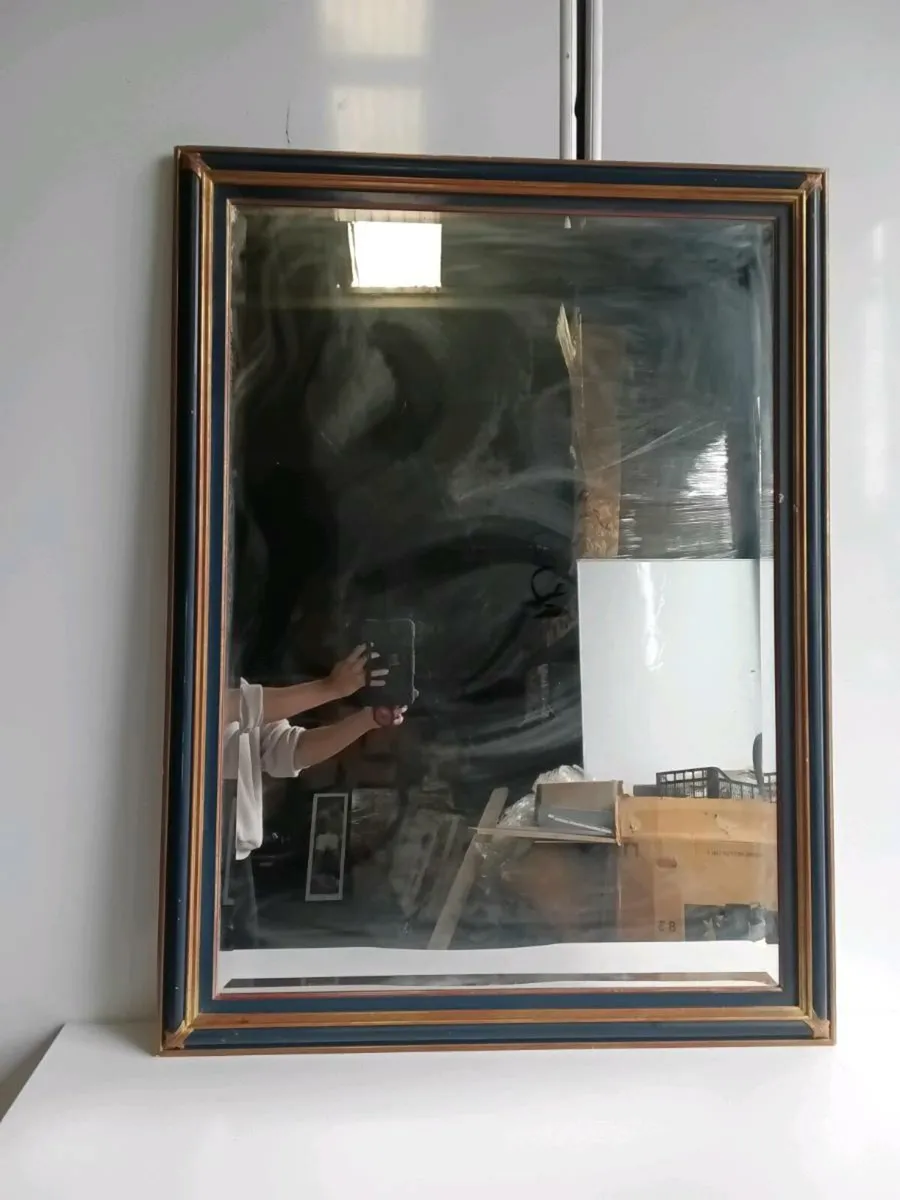 Mirror - Image 1