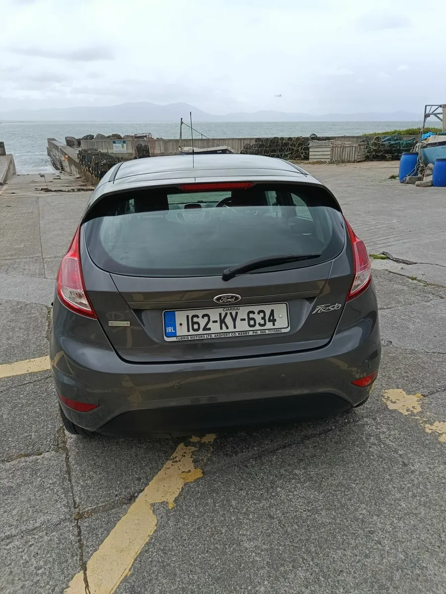 Ford Fiesta 2016 - Image 2