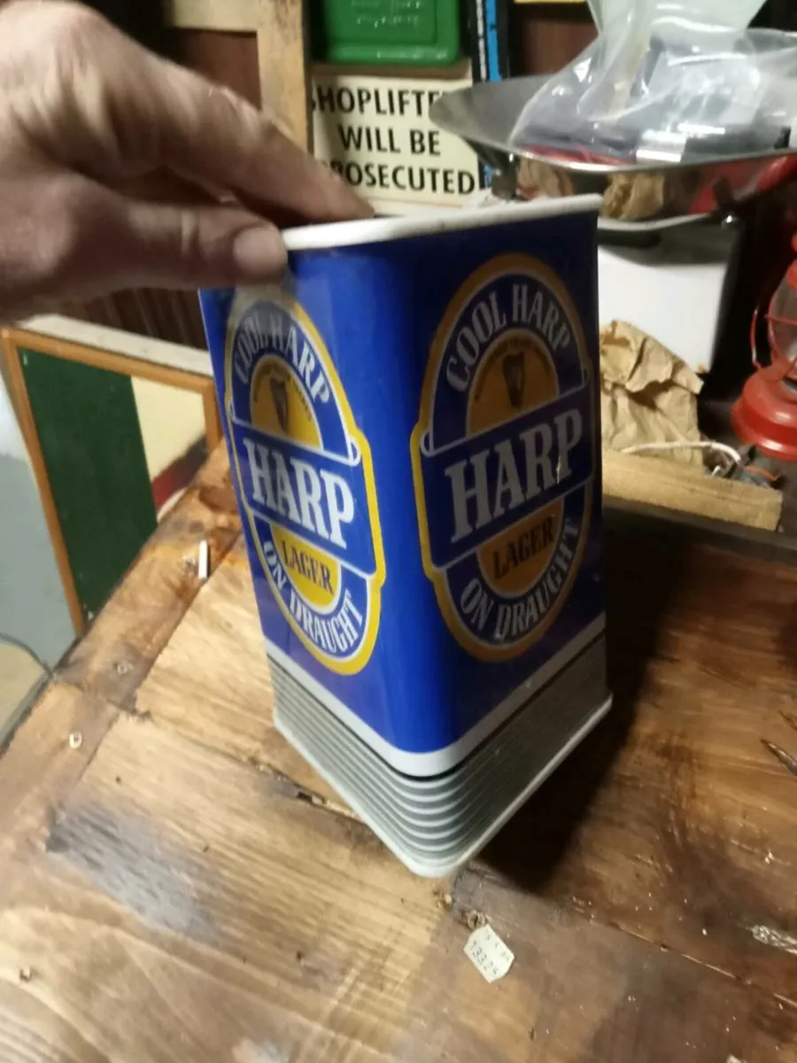 Old Harp bar font - Image 1