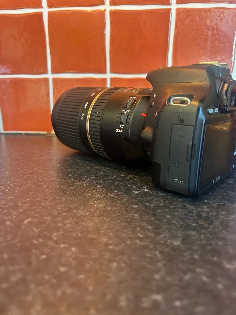 Canon camera + telephoto lens - Image 2