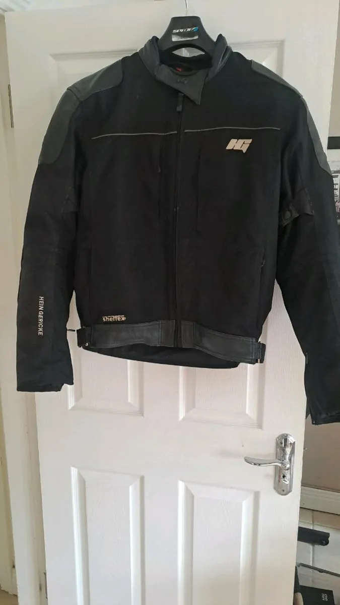 Motorcycle jacket and Shark Intercom - Image 1