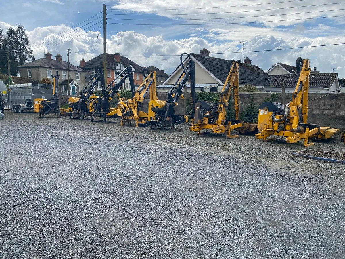 💥 McConnel Hedgecutter Choice is Yours 💥 - Image 2