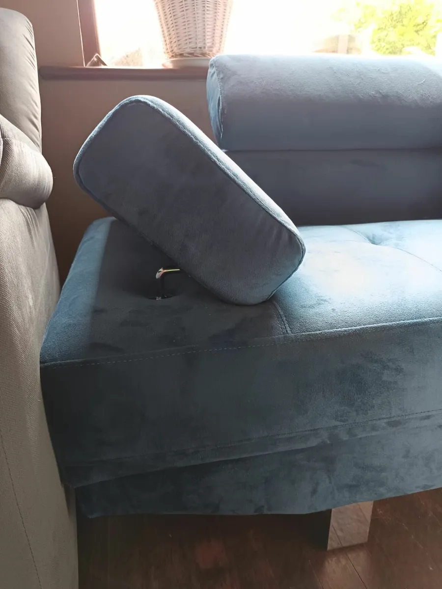 Blue Velvet Corner Chaise Sofa 262cm Free delivery - Image 2
