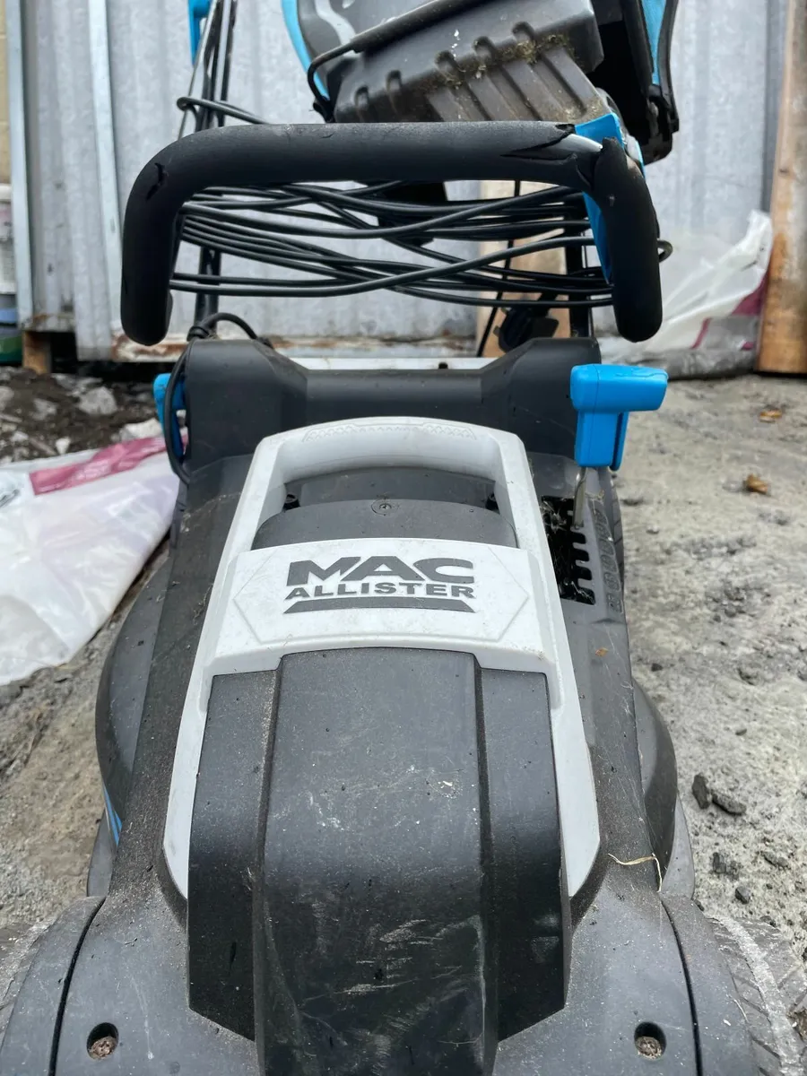 Lawnmower