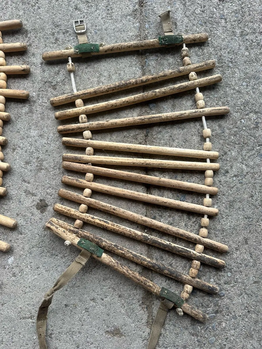 Neck cradles - Image 3