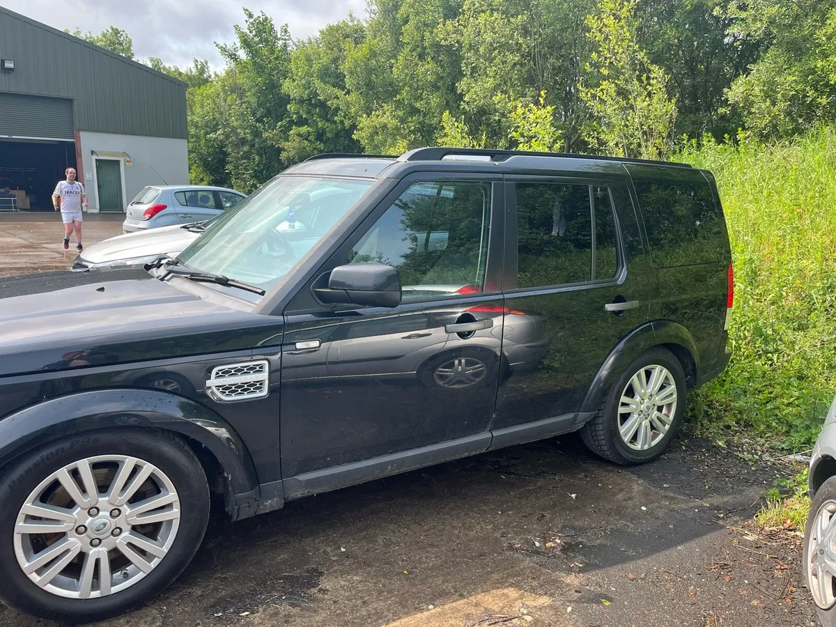 2011 Land Rover discovery 4 gs - Image 2