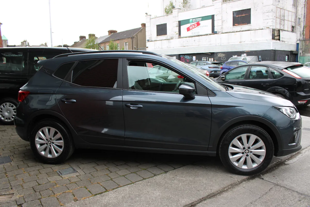 SEAT Arona 1.5 TDI VAN 2020 *LOW KMS* - Image 3