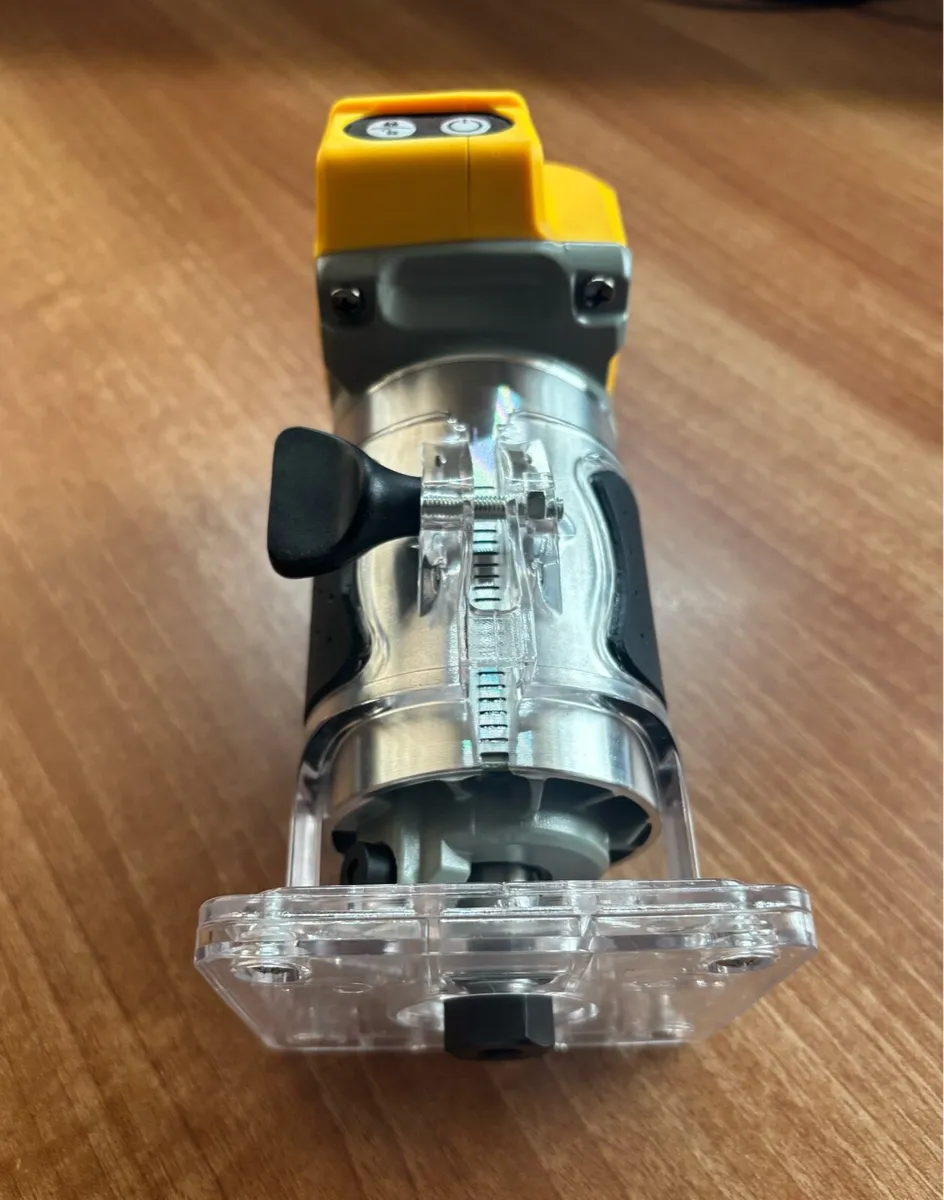 Dewalt 18V Woodworking Trimming Tool - Image 2