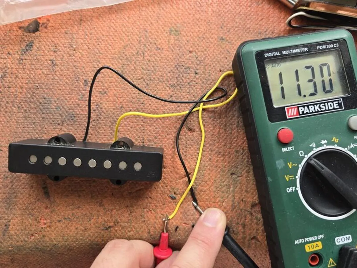 Fender SCN  Jazz Bass  pickups - Image 3